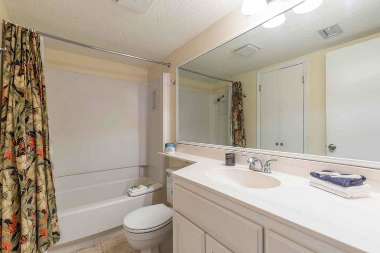 Bathroom 3, Suntide II Condominium 504, Cameron