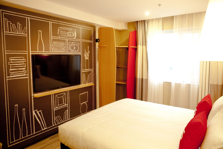 Bedroom 3, ibis Tianjin Railway Station Hotel, Tianjin