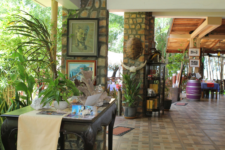 Food & Drinks 5, Nataya Roundhouse Coral Bay Resort and Spa, Kampot