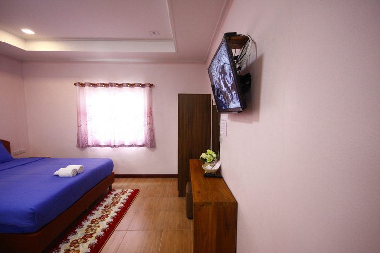 Bedroom 3, Hi Tech Resort, Kabin Buri