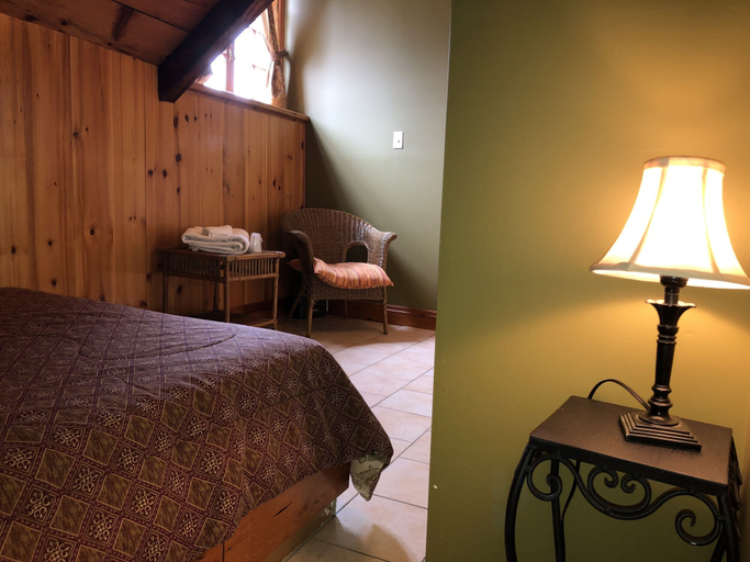 Bedroom 3, Manoir Ramezay, Rouville