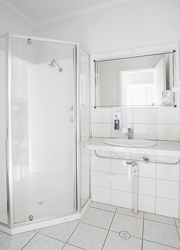Bathroom 4, Port Arthur Motor Inn, Tasman