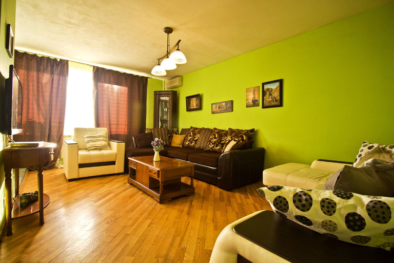 Others 3, Lakshmi Apartment Belorusskaya, Northern