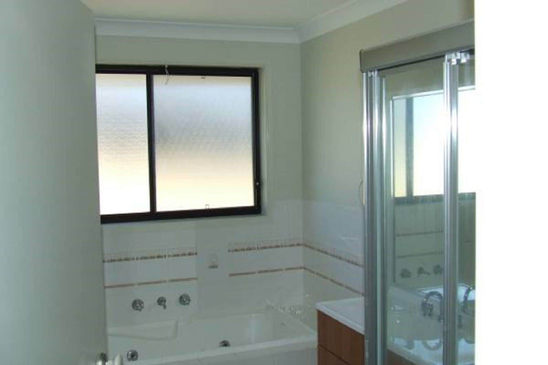 Bathroom, Sunrise at Fingal Bay, Port Stephens