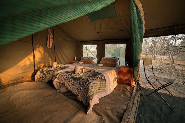 Bedroom 2, Chobe River Lodge, Chobe
