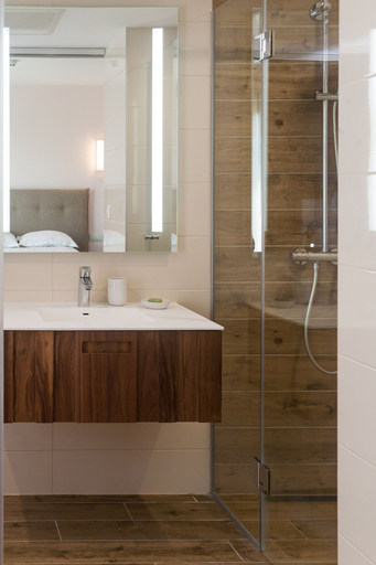 Bathroom 3, Amiral Hotel, Varna