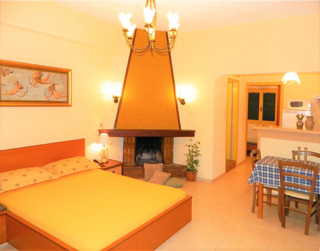 Bedroom 2, Zorbas Beach Village Hotel, Crete