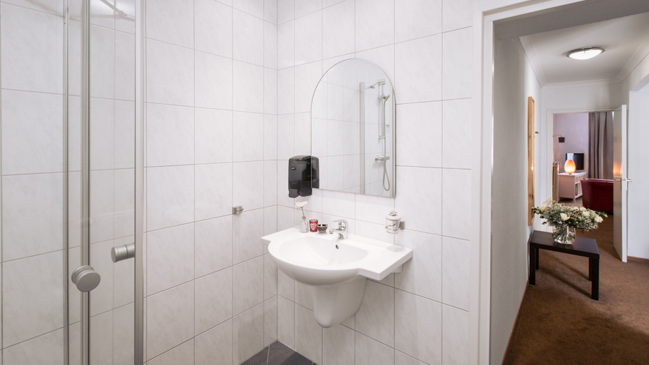 Bathroom 5, Appartementen Valkenburg, Valkenburg aan de Geul