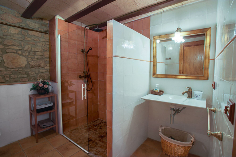 Bathroom 4, Marcús Casa rural, Lleida