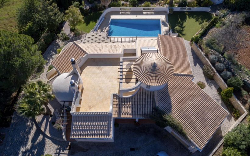 Exterior, Beautiful 3-bed Villa in Faro Spool & Seaview, Faro