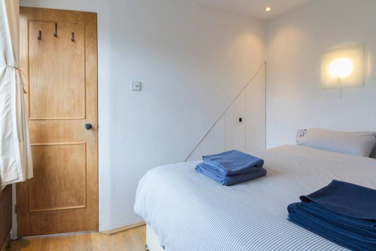 Bedroom 3, Cosy 1 Bedroom Flat in Notting Hill, London