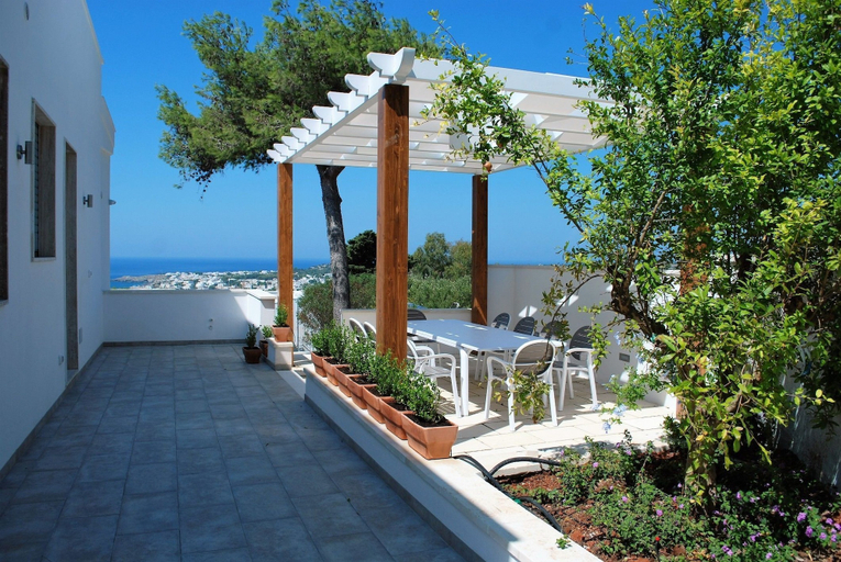 Others 4, Villa Finibus Terrae, Lecce