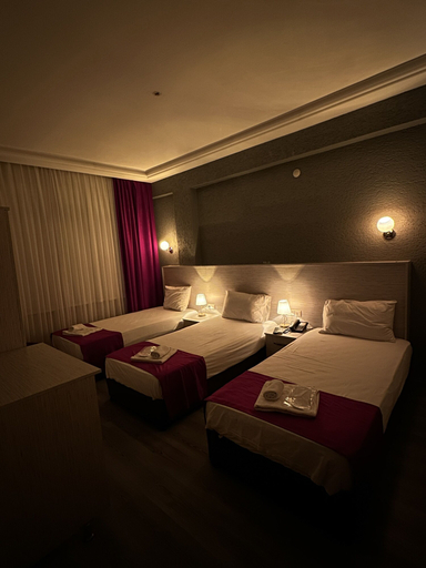 Bedroom 3, Ferah Hotel, Sürmene