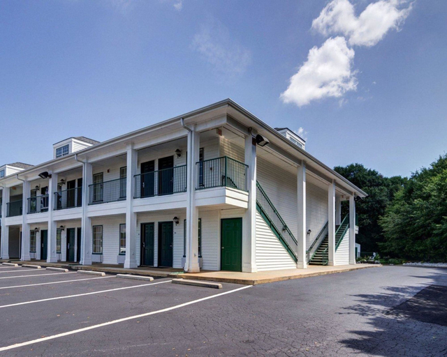 Exterior & Views 2, Quality Inn Hartwell, Hart