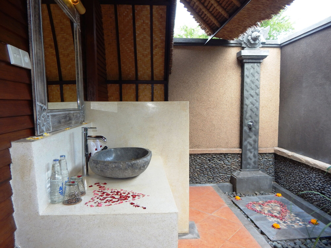 Bathroom 4, Kinaara Resort & Spa, Buleleng