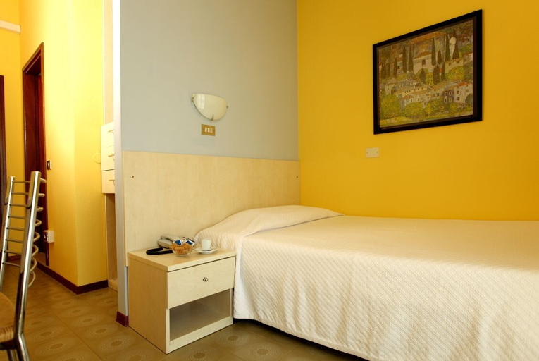 Bedroom 3, Hotel Ariston, Forli' - Cesena