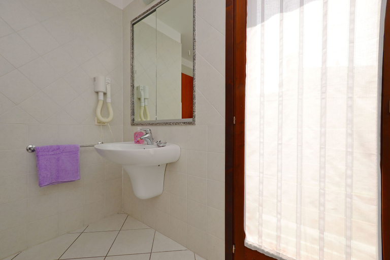 Bathroom sink 2, Villa Rio, Udine