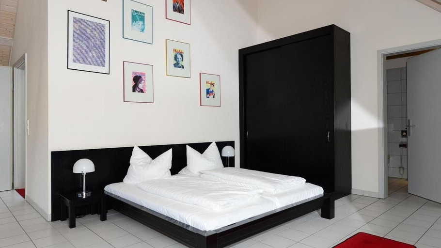 Bedroom 3, Art Hotel Weimar, Weimar