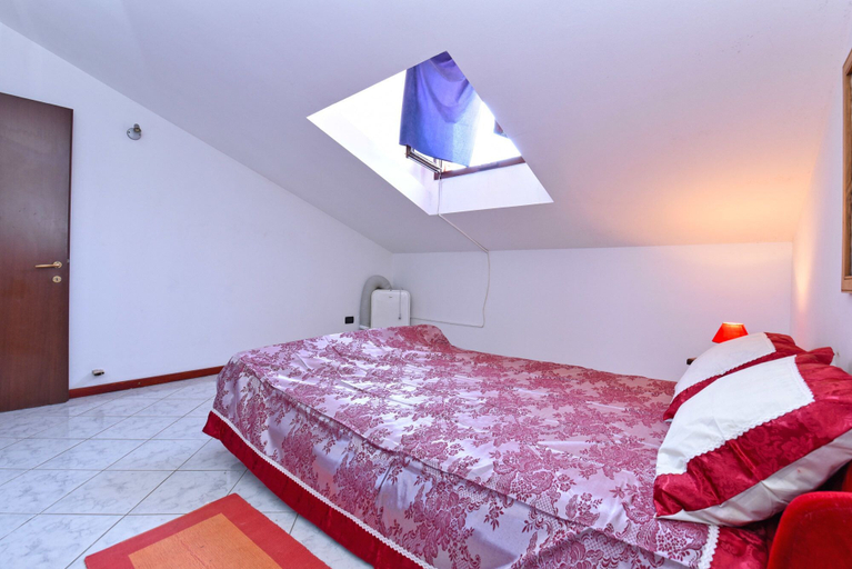 Bedroom 2, Apartment 316, Fažana