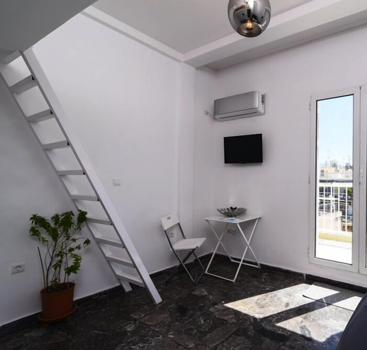 Others 5, 30m² homm Apartment in the center of Athens, Attica