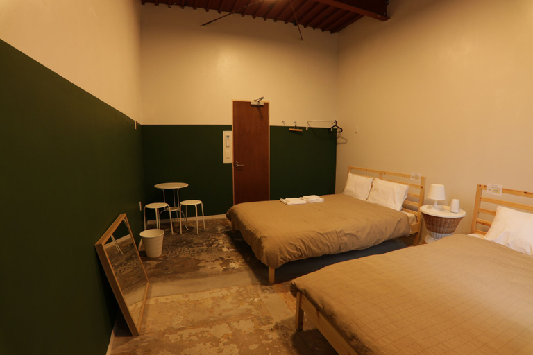 Bedroom 2, fan ABURATSU Sports Bar & Hostel, Nichinan