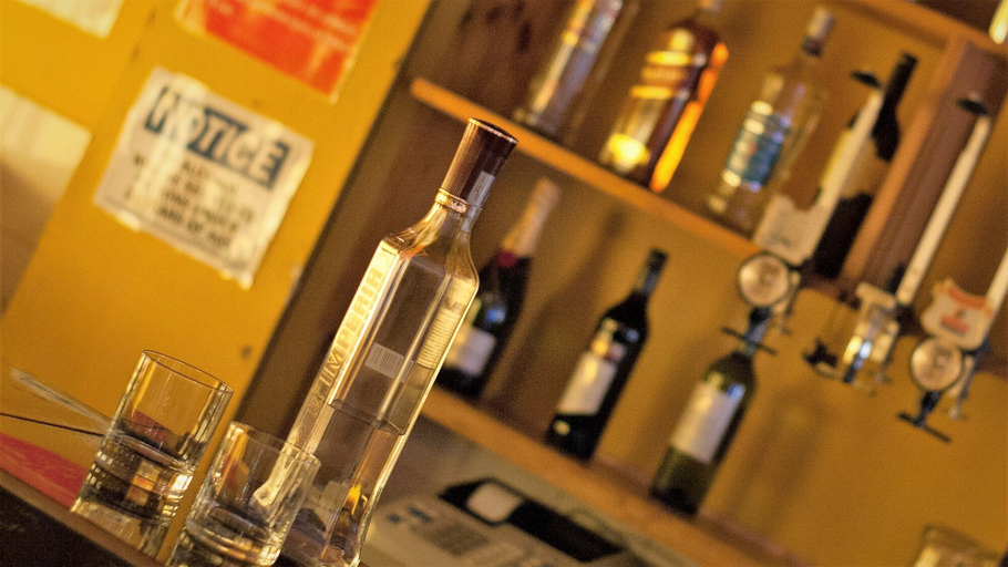 Food & Drinks 5, Ayati Hotels, Black River