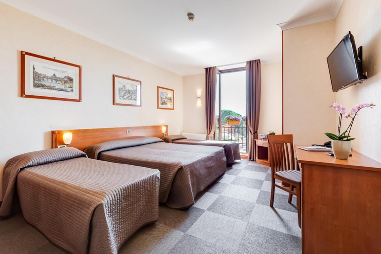 Bedroom 4, Romoli, Rome