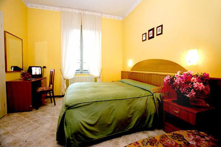 Bedroom 3, Hotel Ludovico Ariosto, Lucca