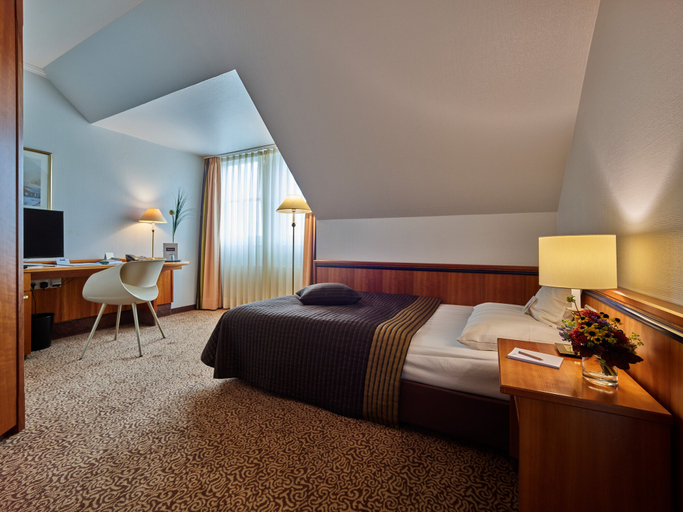 Bedroom 4, Hotel Tandreas, Gießen