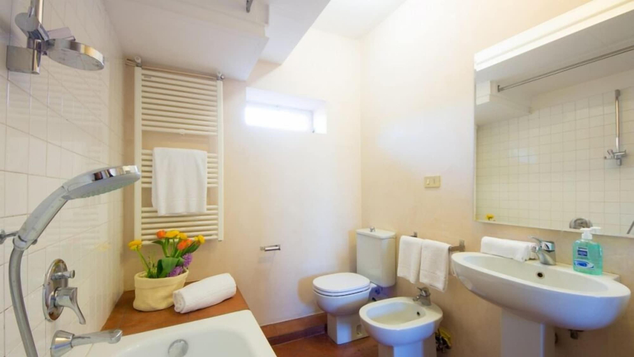 Bathroom 4, Florentapartments - Santo Spirito, Florence