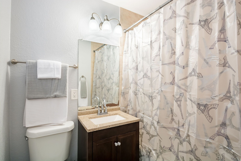Bathroom, Golf View Villas Tampa FL, Hillsborough