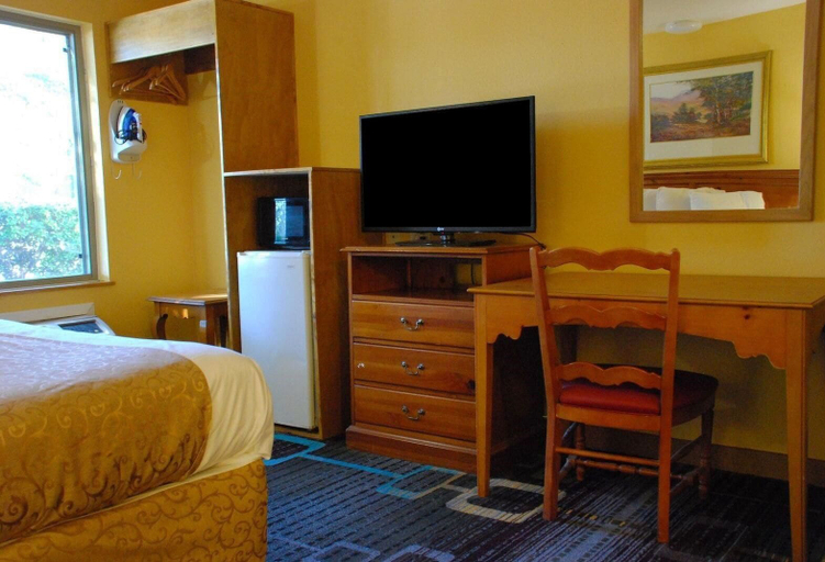 Bedroom 3, Americas Best Value Inn Addison Dallas, Dallas