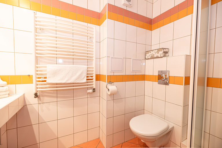 Bathroom 4, Apartmany Engadin, Karlovy Vary
