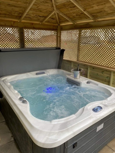 Bathroom 4, Hollicarrs - Bluebell Lodge, North Yorkshire