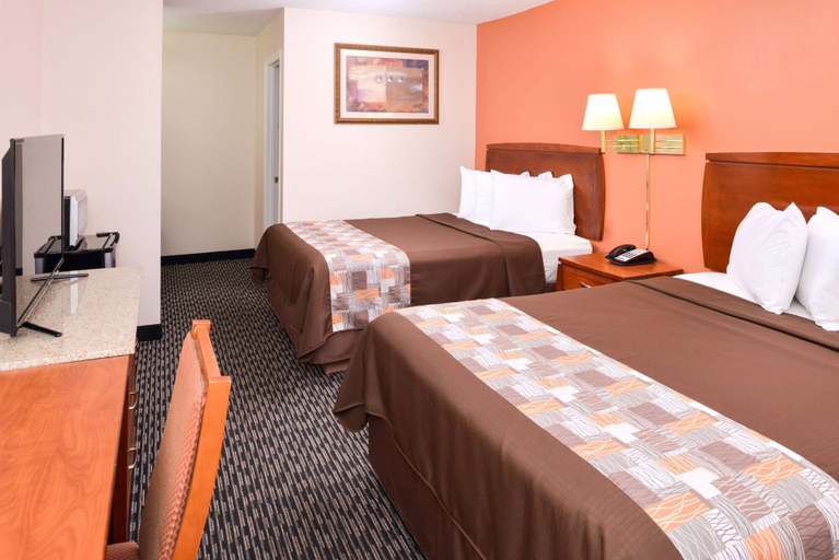 Bedroom 3, Americas Best Value Inn Sullivan, Franklin