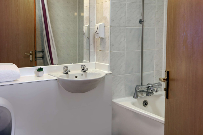 Bathroom 4, Orchid Hotel, Epsom (Surrey), Sure Collection by Best Western, Surrey