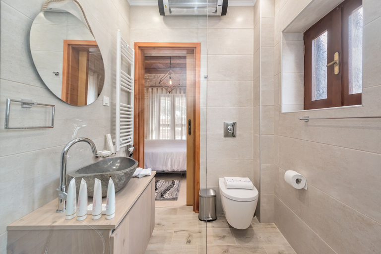 Bathroom 4, Villa Freedom, Crete