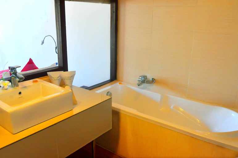 Bathroom 3, The Beach Cabanas, Habaraduwa