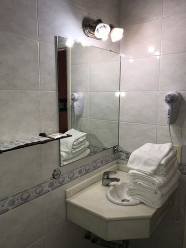 Bathroom 2, Loft Argentino Apart Hotel Buenos Aires, Distrito Federal