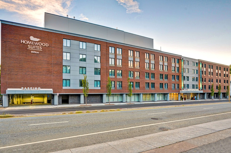 Homewood Suites by Hilton Boston Brookline-Longwood Medical, Norfolk
