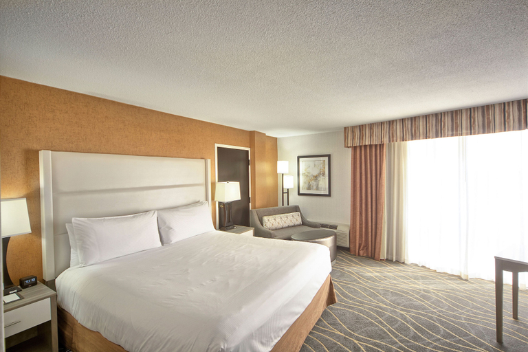 Bedroom 3, DoubleTree by Hilton Hotel Portland, Cumberland