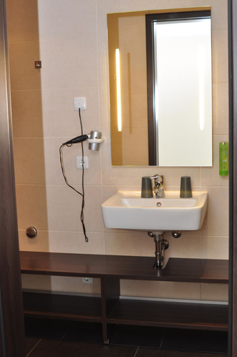 Bathroom 5, Bacchus Hotel, Bergstraße