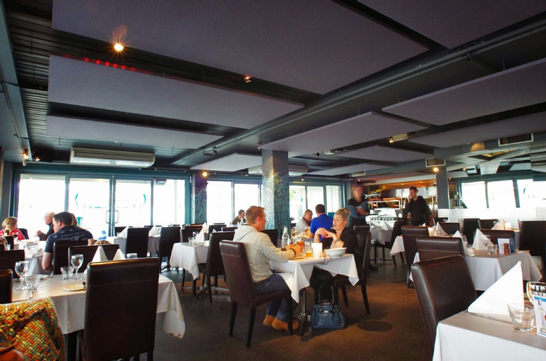 Food & Drinks 5, Aligned Corporate Residences Williamstown, Hobsons Bay - Williamstown