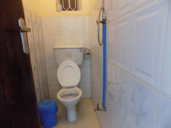 Bathroom 3, R & R Gardens, Mbale