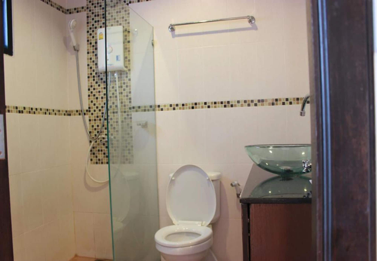 Bathroom, K&J Apartment, Pattaya