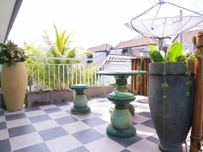 Exterior & Views 4, Ulunsuwi Guesthouse, Denpasar
