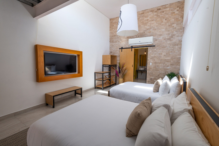 Bedroom 3, Mayan Monkey Los Cabos | Social Hotel, La Paz