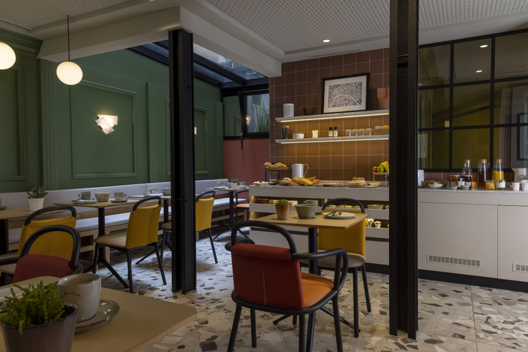 Food & Drinks 5, Hotel de la Paix, Paris