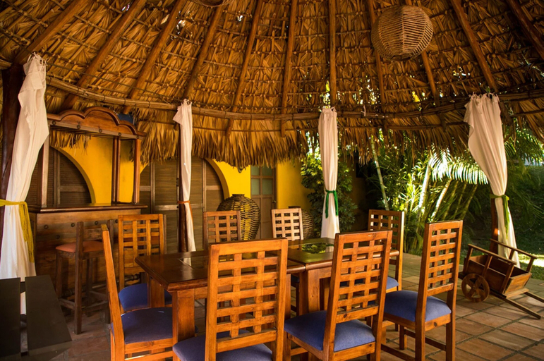 Food & Drinks 5, Casa Yunenisa, Del Centro