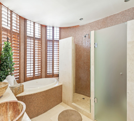 Bathroom 3, Encanto Living 804 by Kivoya, Puerto Peñasco